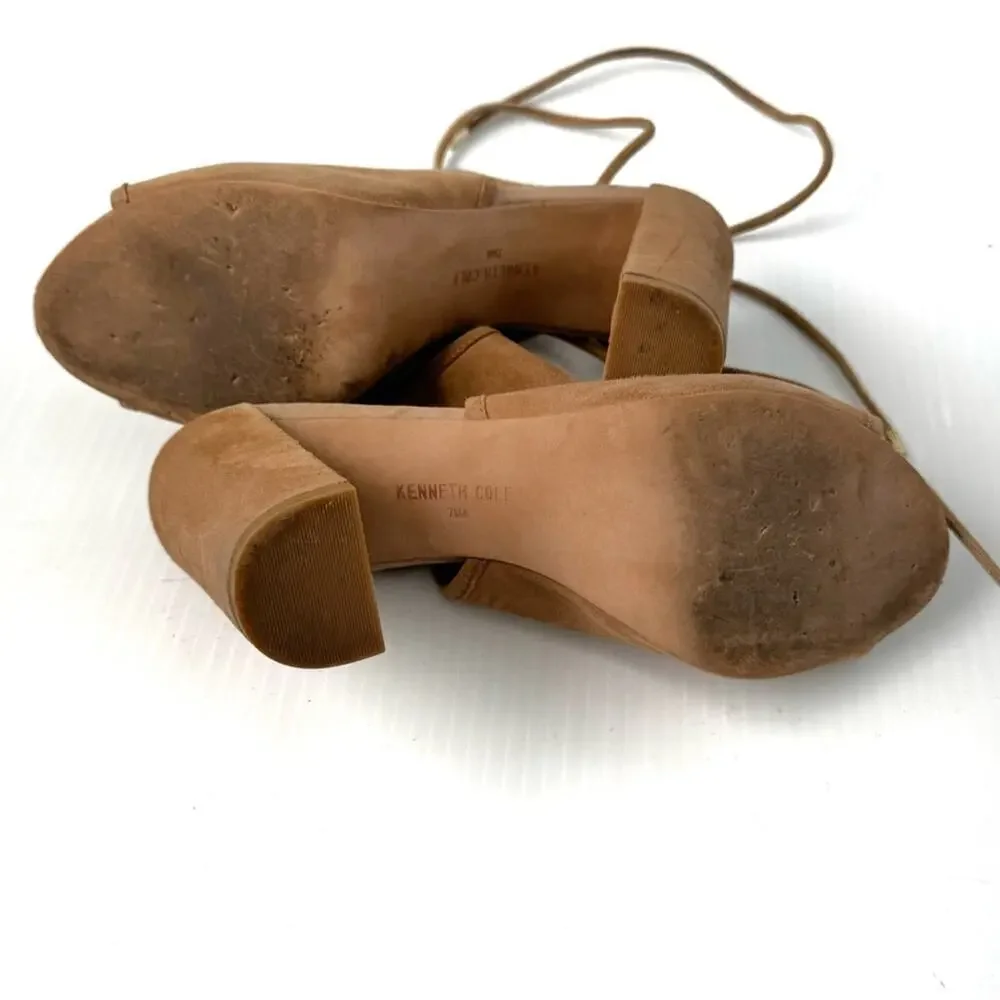 Kenneth Cole New York Delila lace up block heeled peep toe suede tan size 7.5